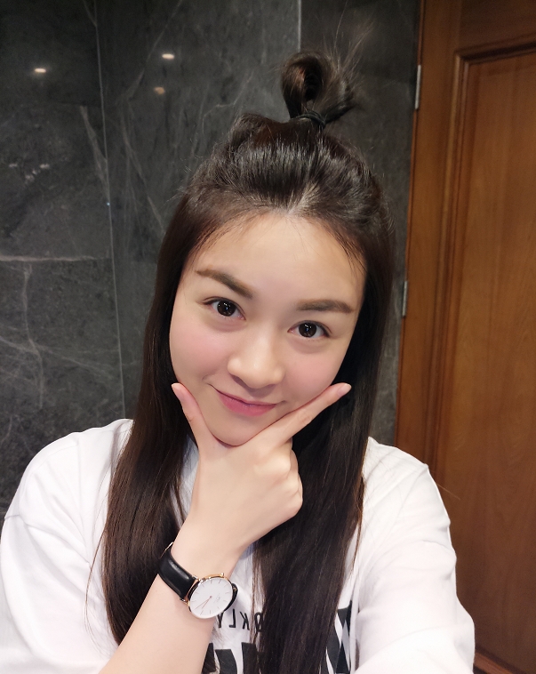 苹果味的第一张照片--南阳相亲服务中心