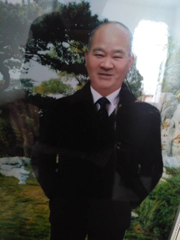 老方丈的第一张照片--南阳相亲服务中心