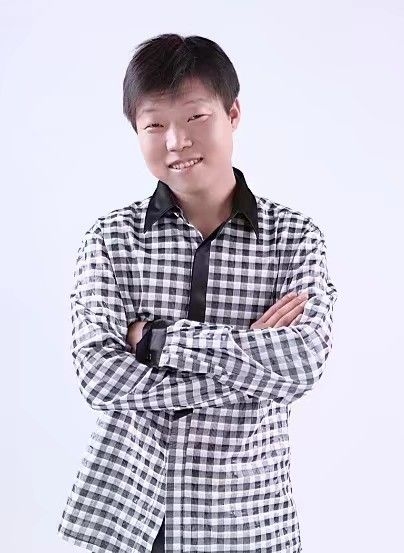 碧海升明月的第一张照片--南阳相亲服务中心