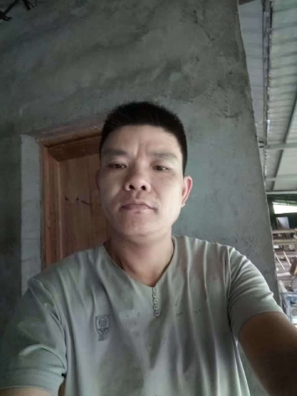 寻找幸福的第一张照片--南阳相亲服务中心