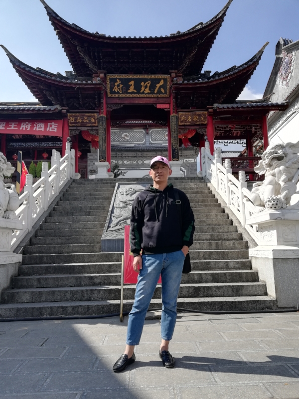 旧事离人的第一张照片--南阳相亲服务中心