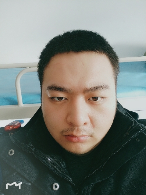 负重前行的第一张照片--南阳相亲服务中心