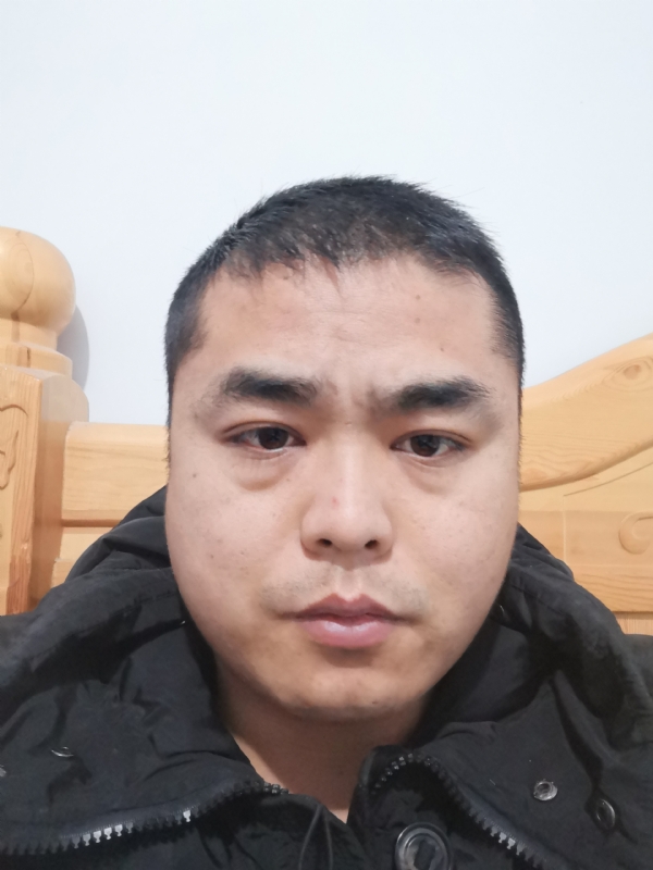 真诚的第一张照片--南阳相亲服务中心