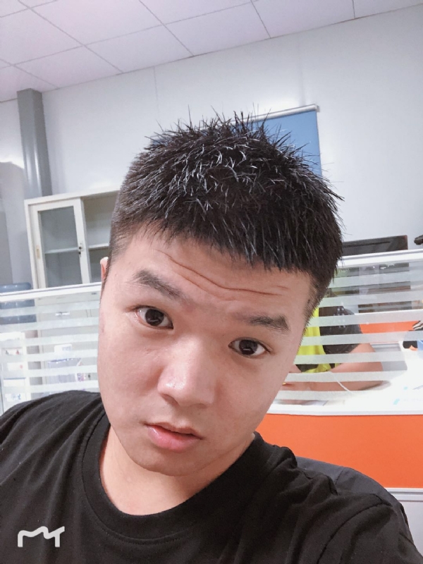 不忘初心的第一张照片--南阳相亲服务中心