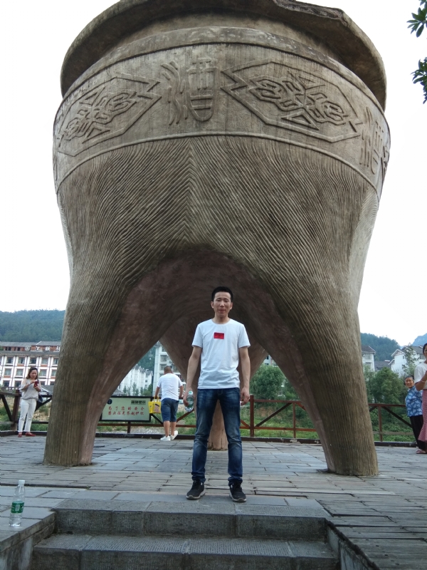 致青春的第一张照片--南阳相亲服务中心