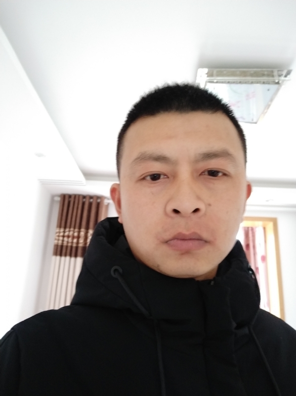 吴伟899的第一张照片--南阳相亲服务中心