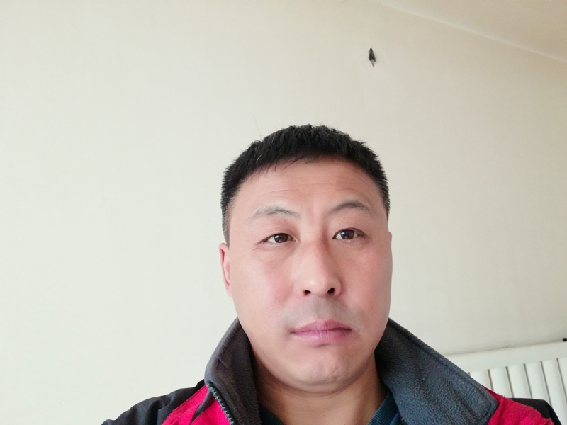 海阔天空的第一张照片--南阳相亲服务中心