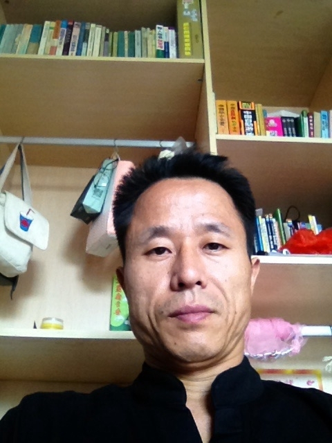 龙三少的第一张照片--南阳相亲服务中心