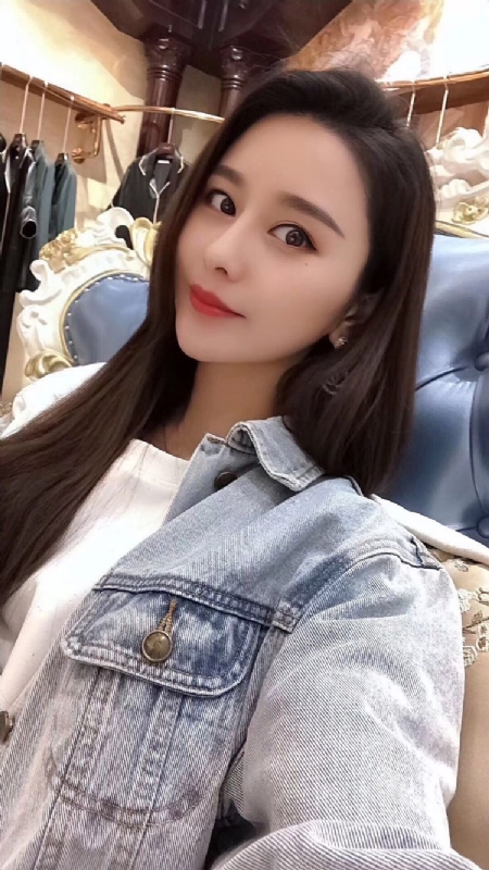 李珊珊的第一张照片--南阳相亲服务中心