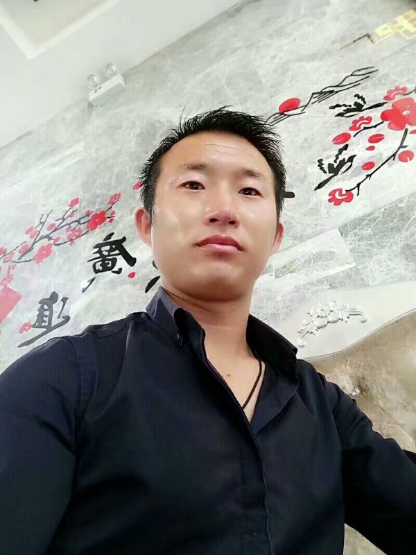 系咯在的第二张照片--南阳相亲服务中心