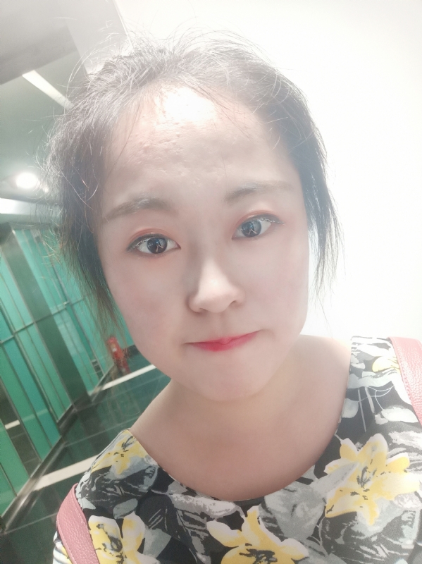 小花伞的第一张照片--南阳相亲服务中心