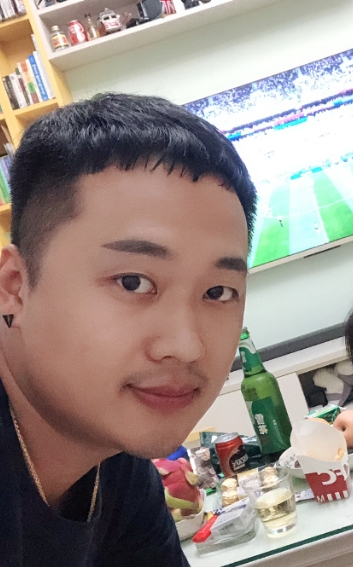 枫叶的第一张照片--南阳相亲服务中心