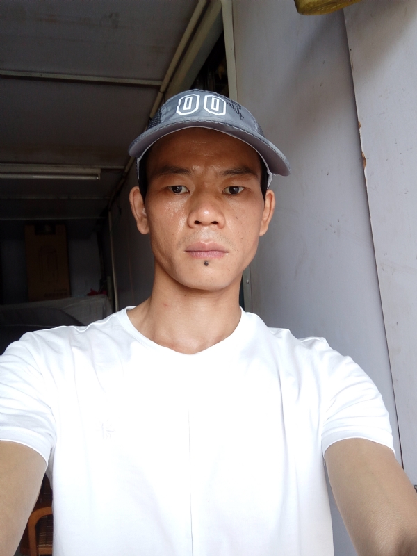 张生的第一张照片--南阳相亲服务中心