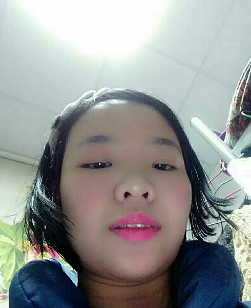 依依的第一张照片--南阳相亲服务中心