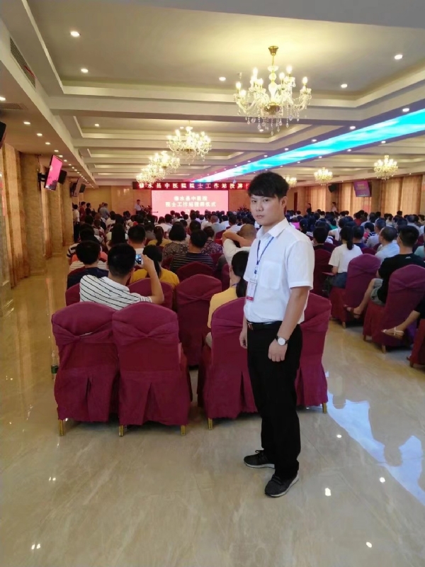 坦然的第一张照片--南阳相亲服务中心