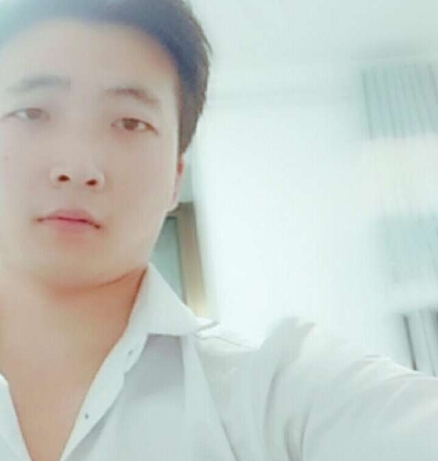 华英雄的第一张照片--南阳相亲服务中心