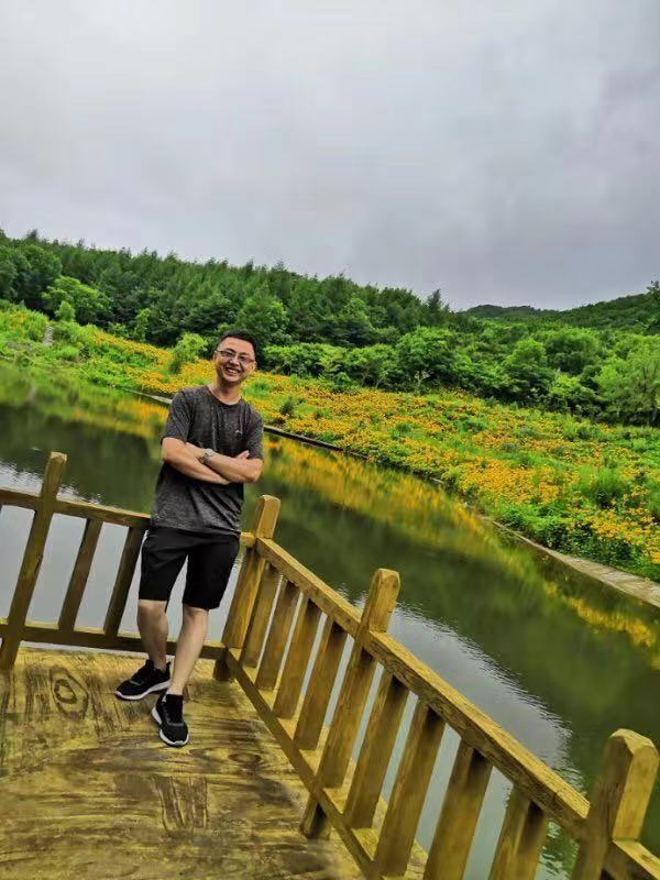 正能量的第三张照片--南阳相亲服务中心