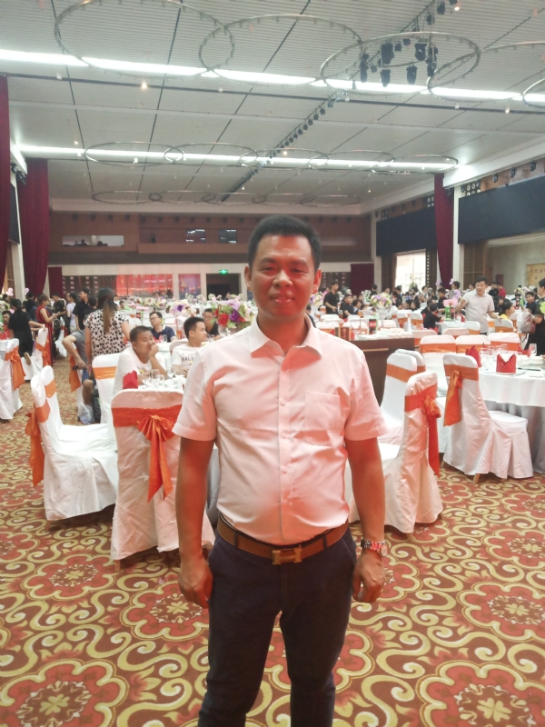 五月酷猪的第一张照片--南阳相亲服务中心