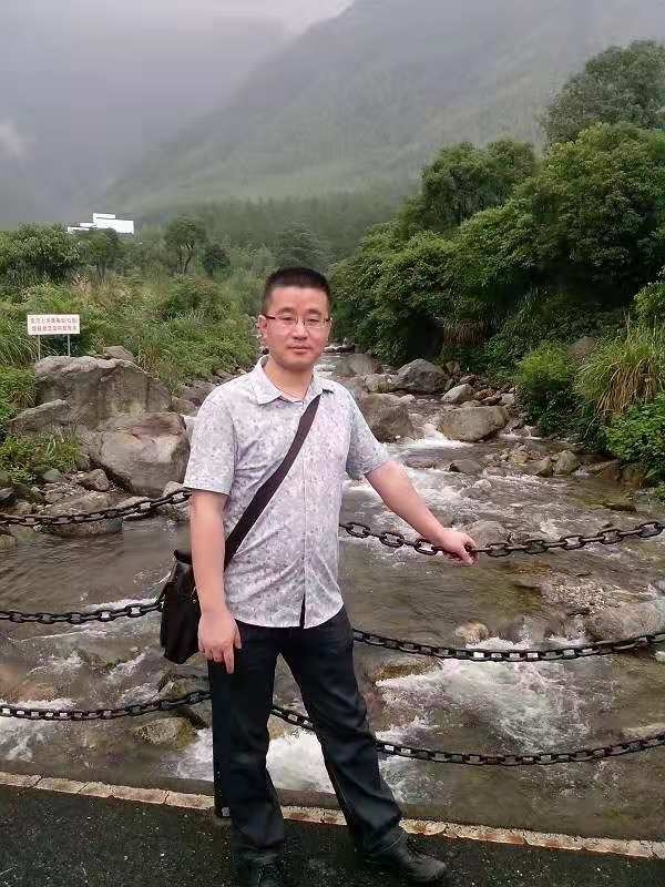 淡定牛魔王的第三张照片--南阳相亲服务中心