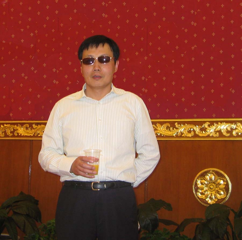 威胜的第二张照片--南阳相亲服务中心