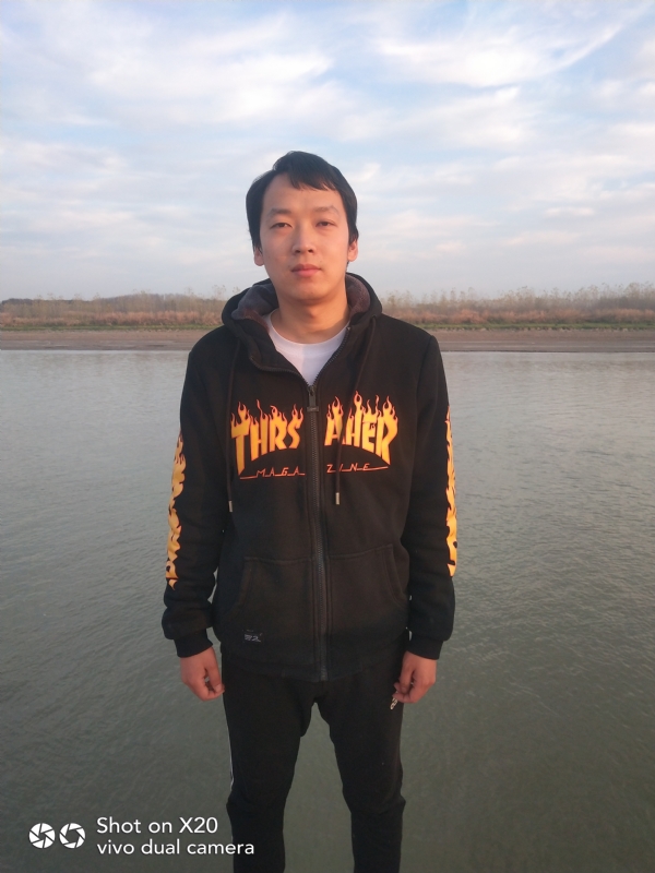 一往情深的第一张照片--南阳相亲服务中心