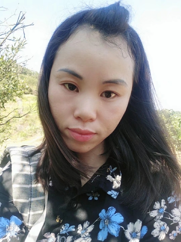 英英的第一张照片--南阳相亲服务中心