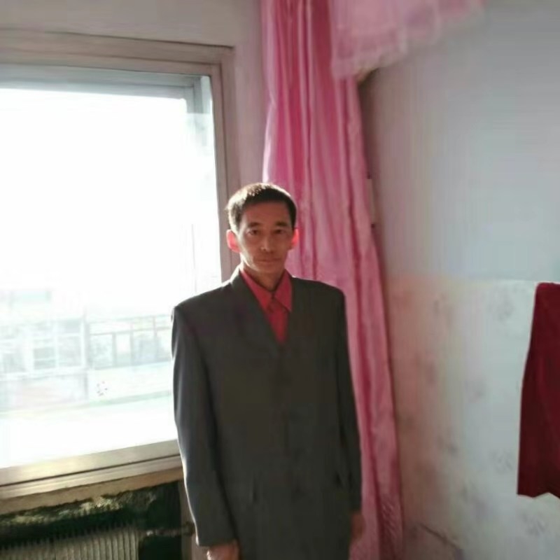 阳光明媚的第一张照片--南阳相亲服务中心