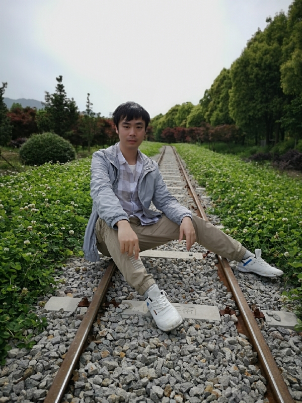 HCL的第一张照片--南阳相亲服务中心