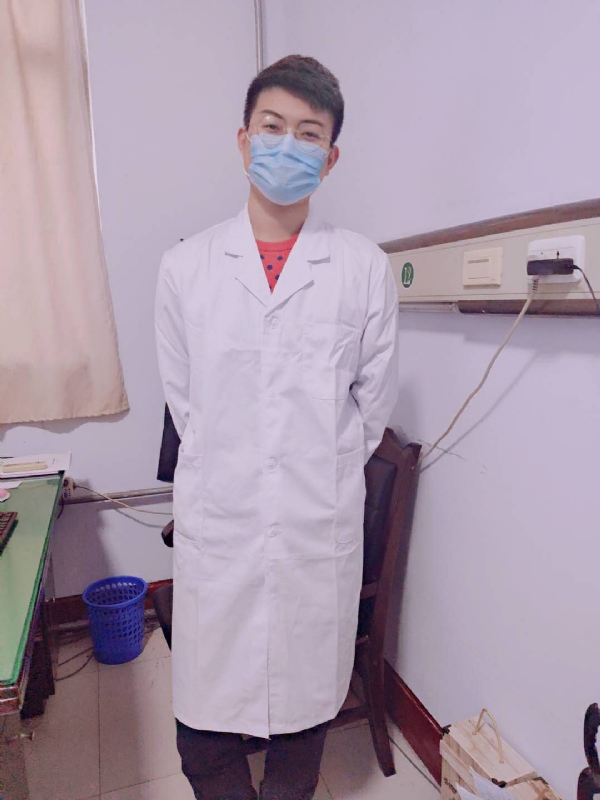 Leslie的第一张照片--南阳相亲服务中心