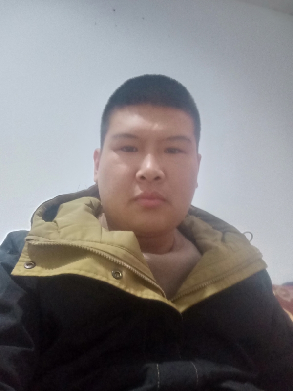 小辉辉2020的第一张照片--南阳相亲服务中心