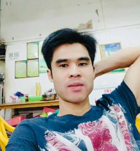 Huang的第一张照片--南阳相亲服务中心