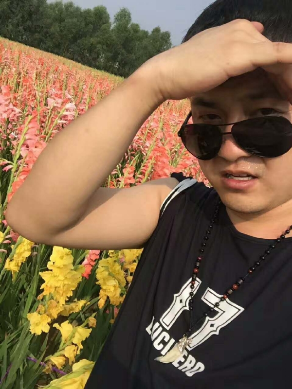 QH-蓝细胞的第一张照片--南阳相亲服务中心