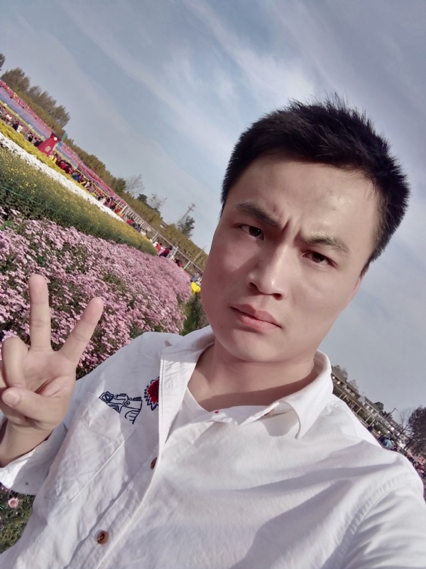 心碎无痕的第二张照片--南阳相亲服务中心