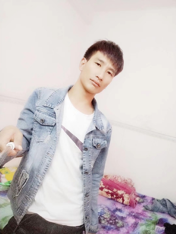 心好痛的第一张照片--南阳相亲服务中心