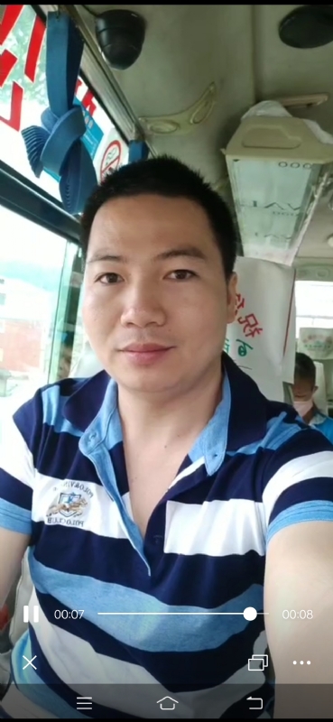 恋人未满的第一张照片--南阳相亲服务中心