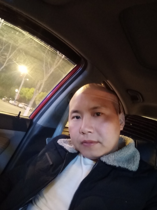 平平淡淡的第二张照片--南阳相亲服务中心