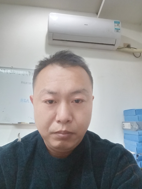 寻找另一半的第二张照片--南阳相亲服务中心