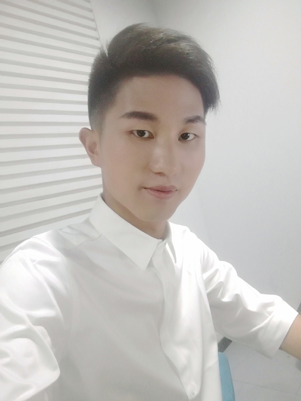 MrLi的第二张照片--南阳相亲服务中心