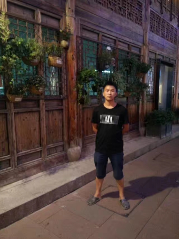 回忆的第一张照片--南阳相亲服务中心