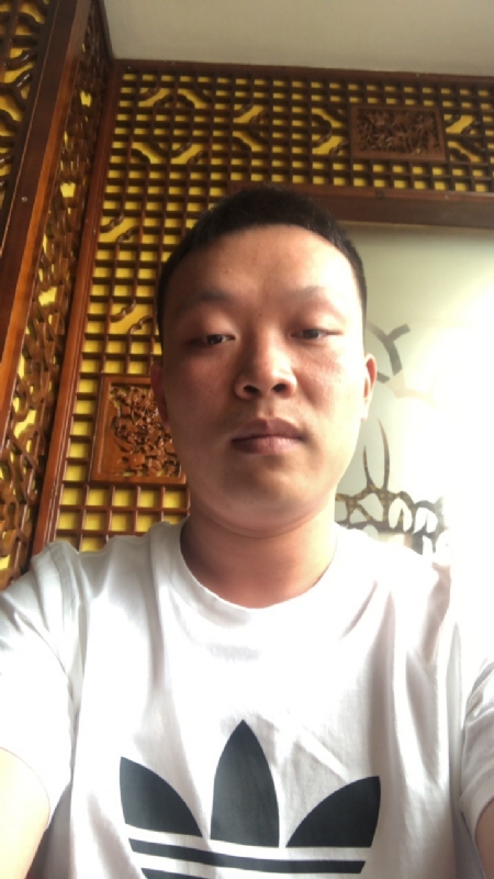 唐子龙的第二张照片--南阳相亲服务中心