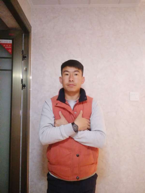 石林小伙的第一张照片--南阳相亲服务中心