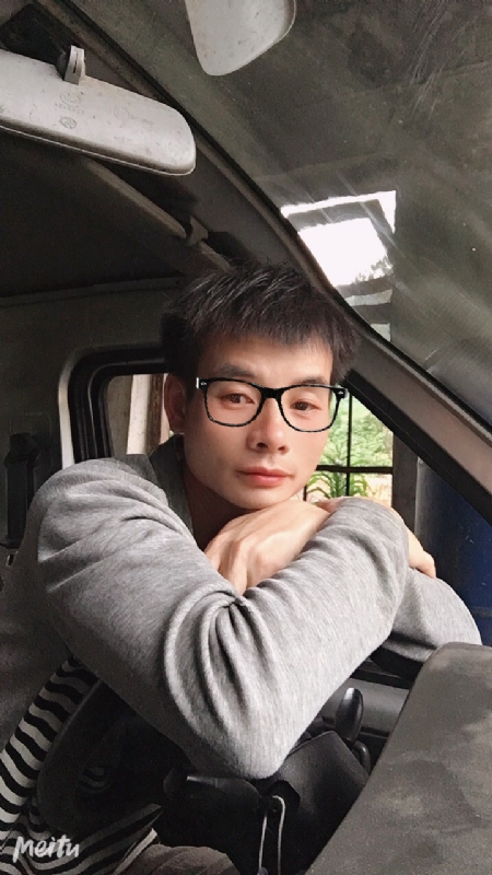 铭记于心的第一张照片--南阳相亲服务中心