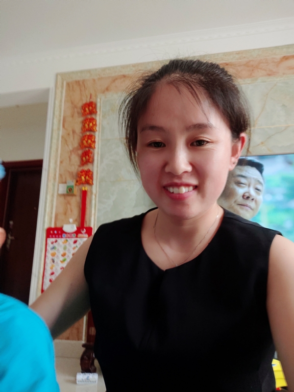 睿智的第一张照片--南阳相亲服务中心