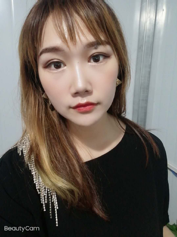 艾薇的第三张照片--南阳相亲服务中心