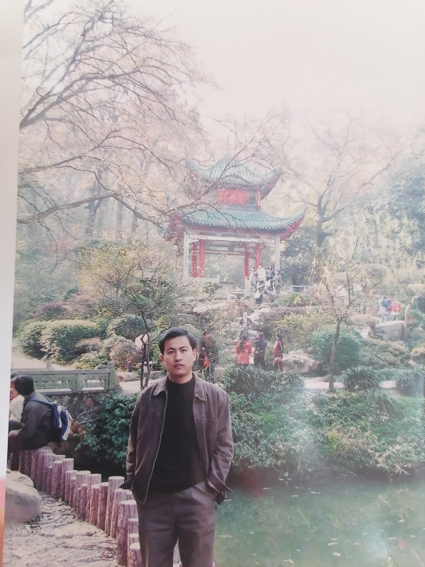 沧海一粟的第二张照片--南阳相亲服务中心