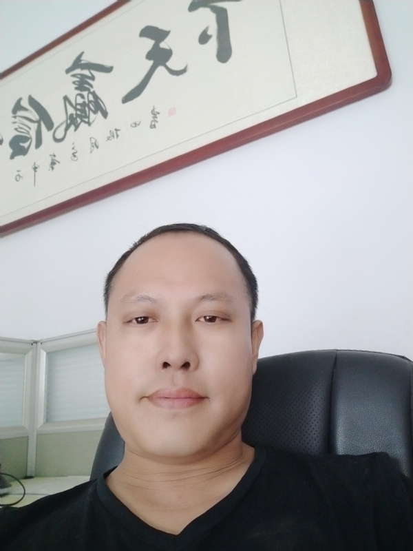 山丘的第三张照片--南阳相亲服务中心