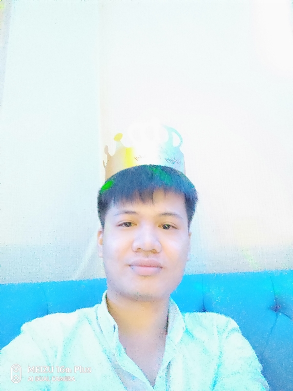 寻找另一半的第一张照片--南阳相亲服务中心