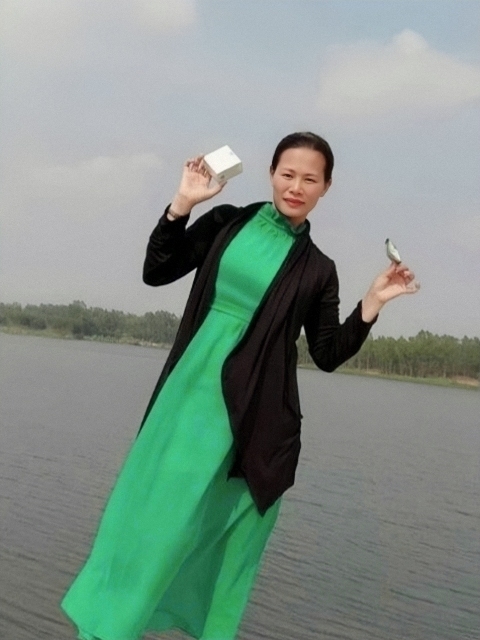 李梅的第三张照片--南阳相亲服务中心