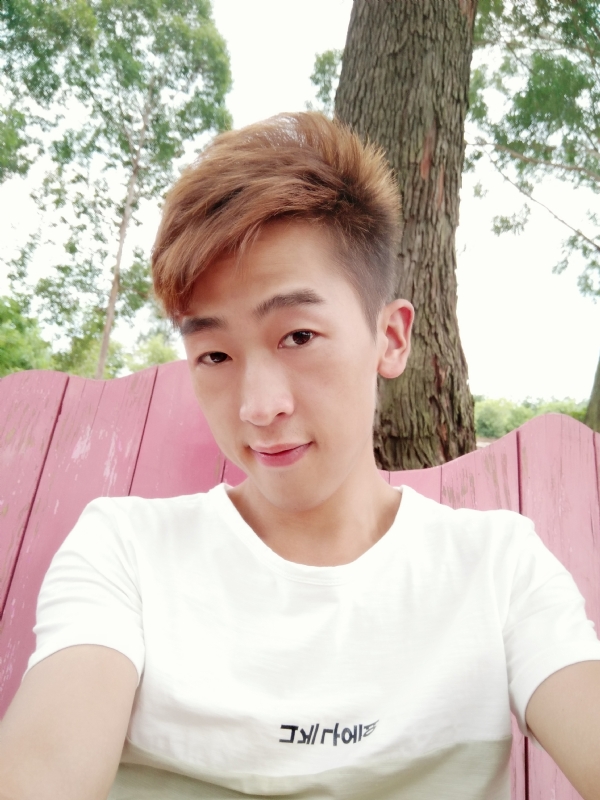 一觉睡到小时候的第二张照片--南阳相亲服务中心