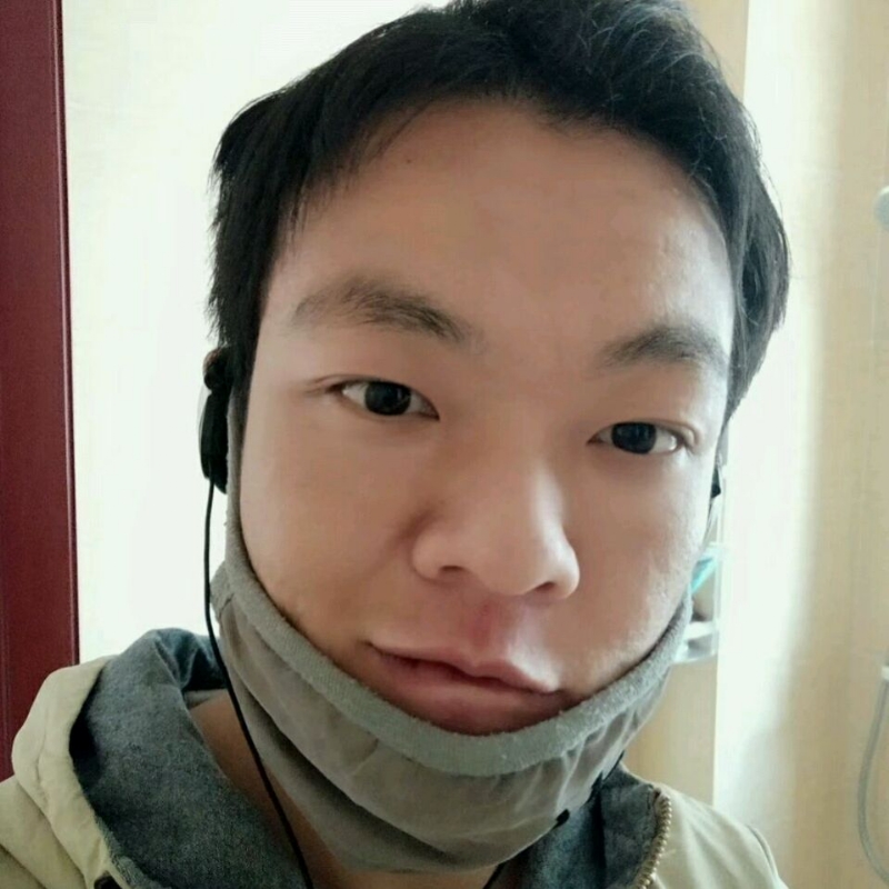 泡沫哭泣的第一张照片--南阳相亲服务中心